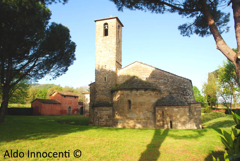 PIEVE DI S. EUGENIA AL BAGNORO: ABSIDI E CAMPANILE 2' IMMAGINE